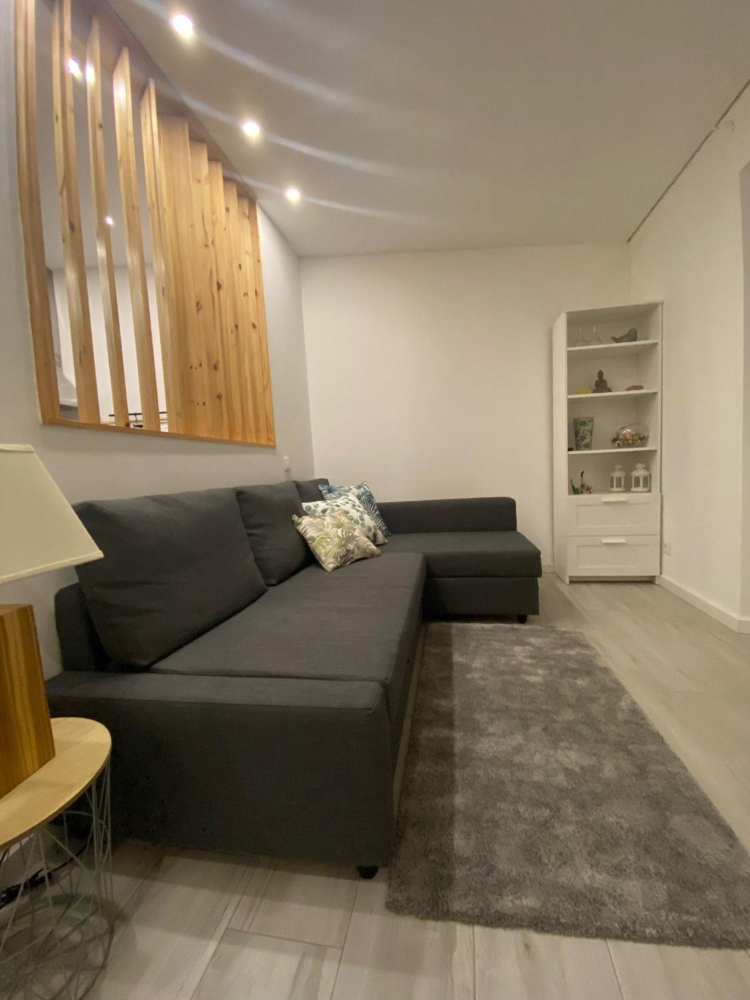 Urban 44 Guest House ปอนตาเดลกาดา ภายนอก รูปภาพ
